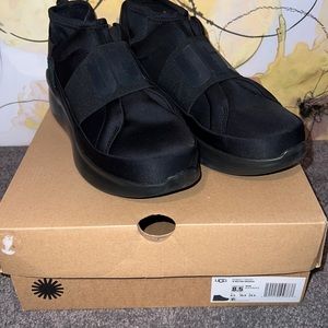 🔥🔥🔥UGGS WOMEN SNEAKERS